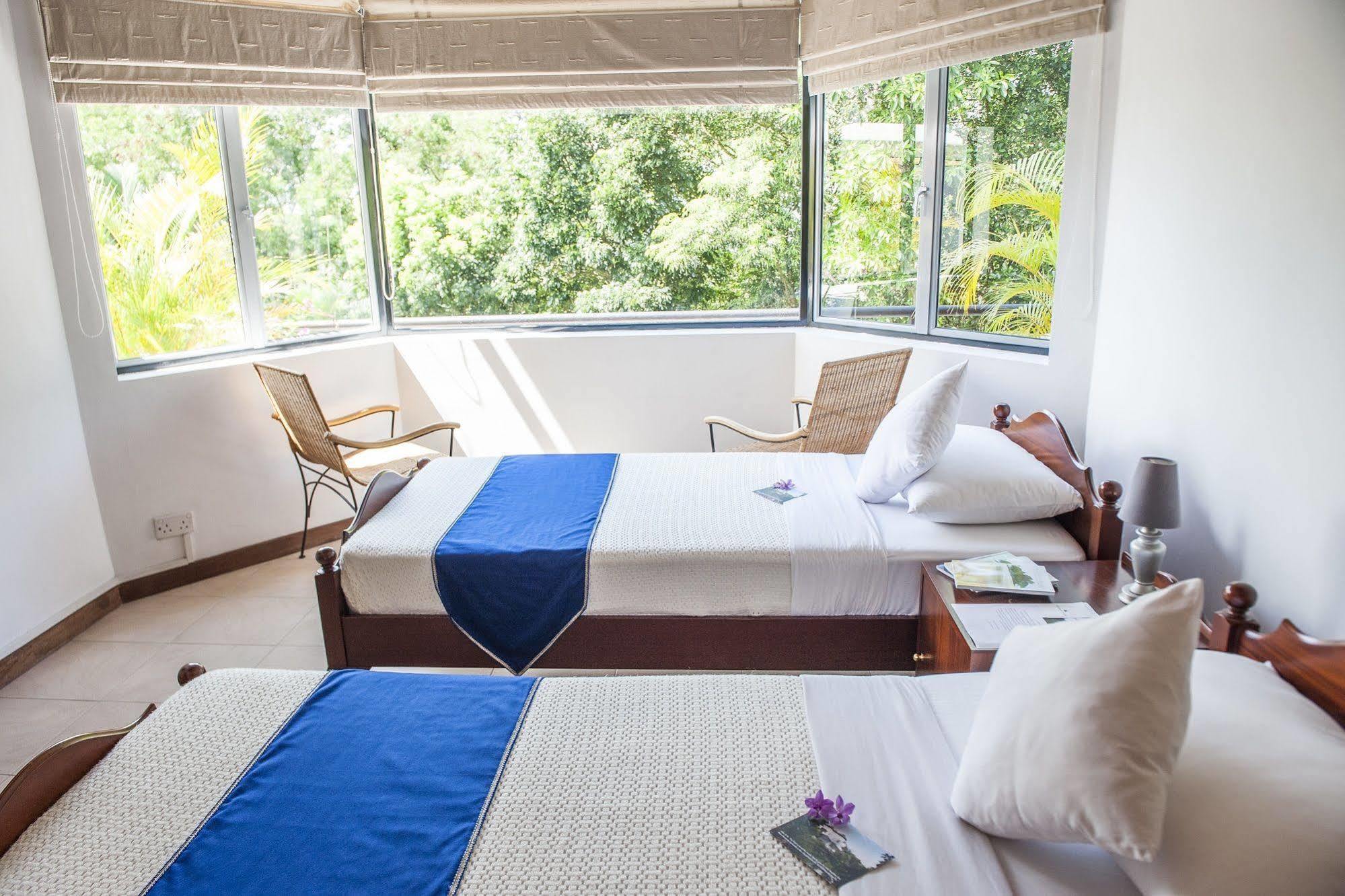 Mowbrey House Hotel Kandy Kültér fotó